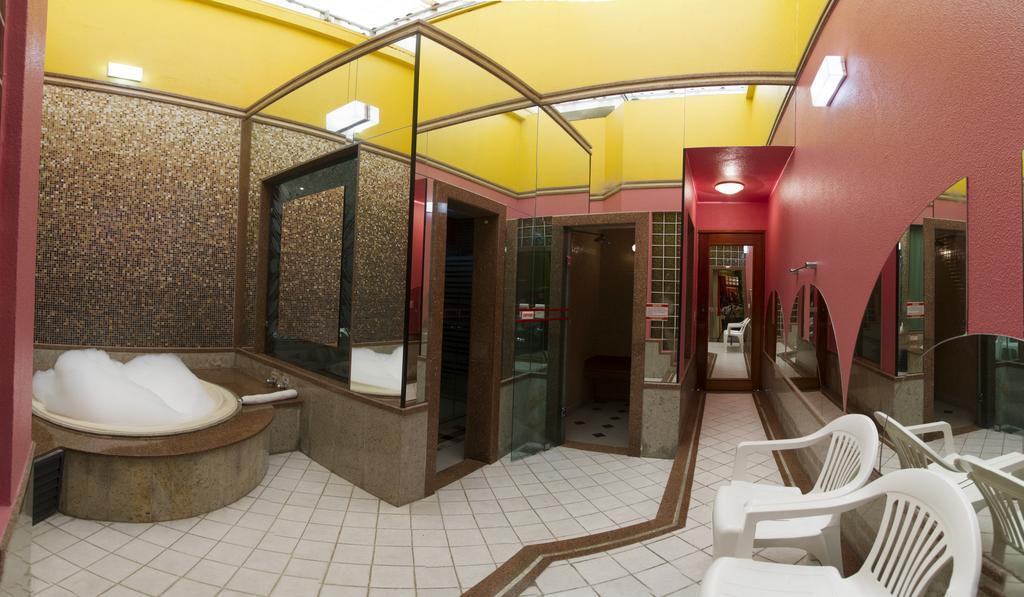 Status Motel - Check In Livre (Adults Only) Serra  Room photo