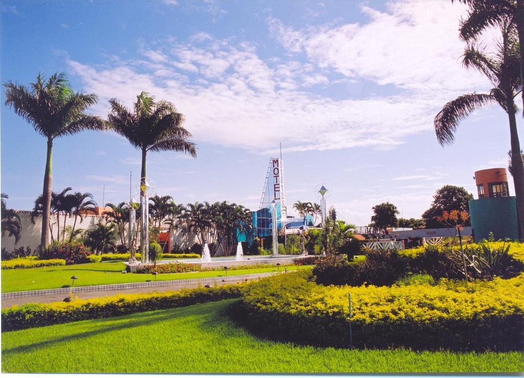 Status Motel - Check In Livre (Adults Only) Serra  Exterior photo