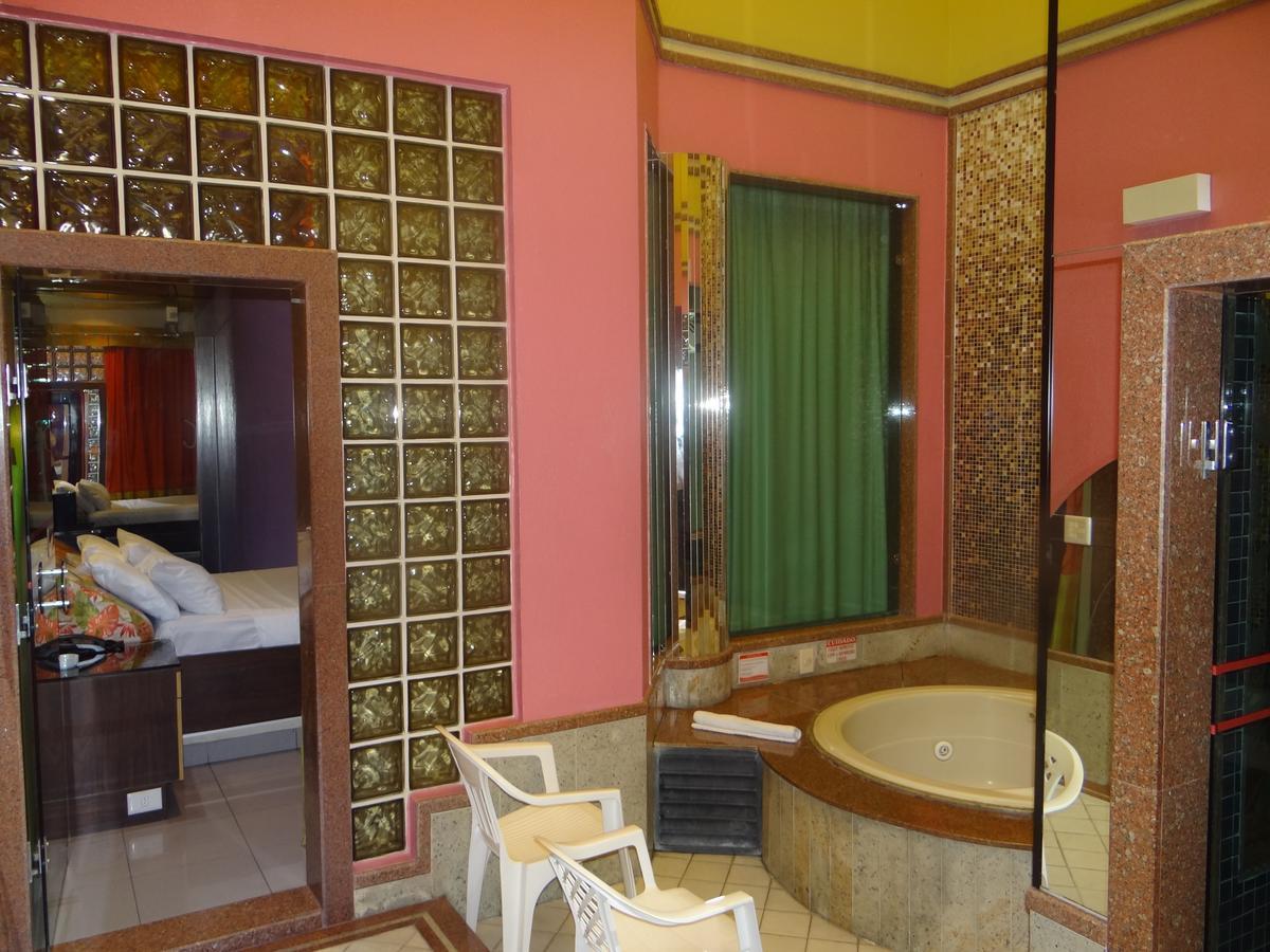 Status Motel - Check In Livre (Adults Only) Serra  Exterior photo